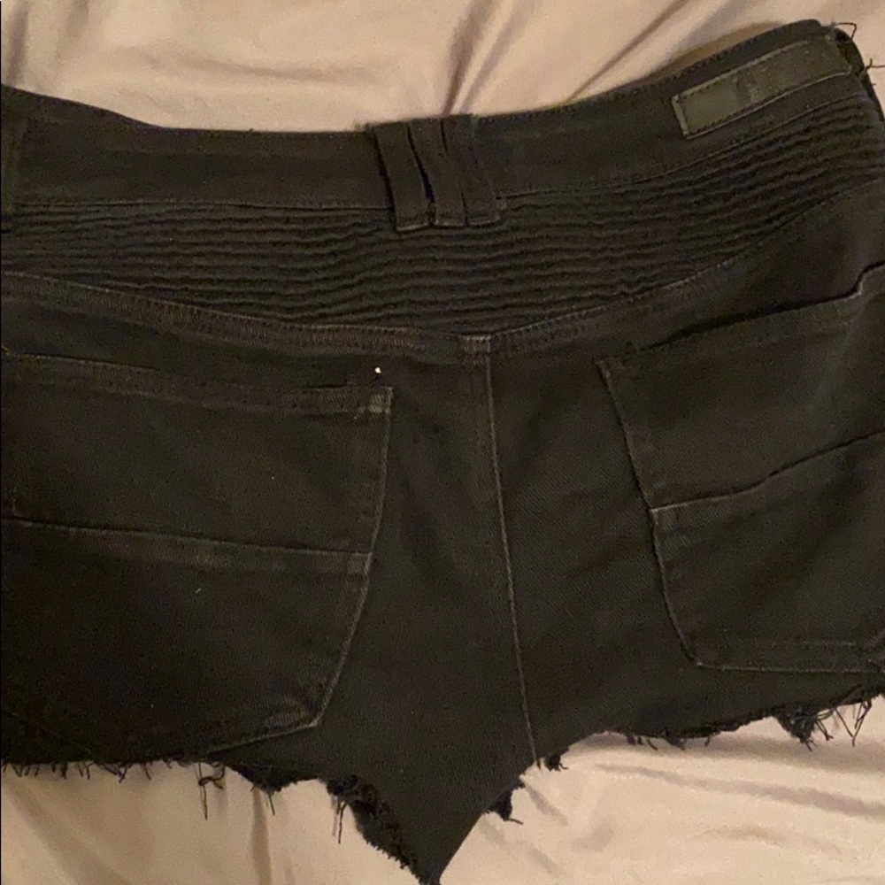 Jean shorts - Picture 2 of 3